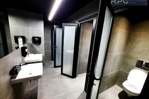 комерційна за адресою Зоологічна вул., 5