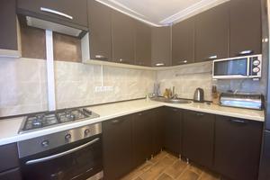 квартира за адресою Рятувальників вул., 35
