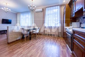 квартира по адресу Розваги ул., 27