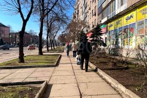 комерційна за адресою Гагаріна пр., 69