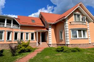 будинок за адресою Лісна