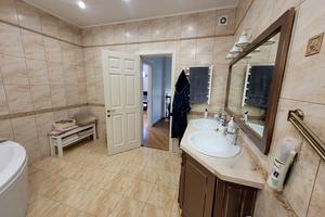 будинок за адресою Київська вул.