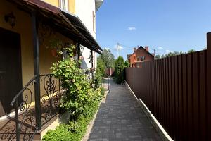 будинок за адресою Дніпровська
