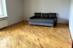 квартира за адресою Тролейбусна вул., 26
