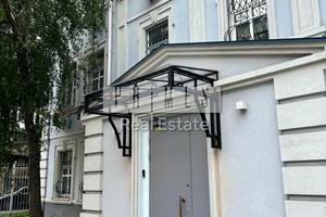 комерційна за адресою Саксаганського вул., 111-А
