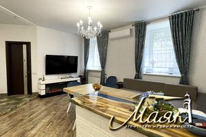 квартира за адресою Каховська вул., 24