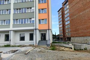 квартира за адресою Петра Маланюка вул., 2
