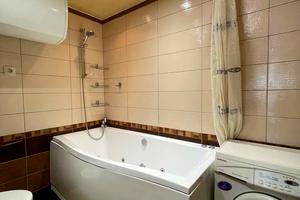 квартира за адресою Семафорна вул., 32