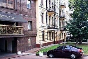 паркоместо по адресу Гетмана Павла Скоропадского ул. (Льва Толстого), 39