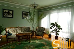 будинок за адресою Червоної Калини вул.