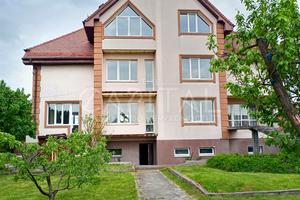 будинок за адресою Бориспільський