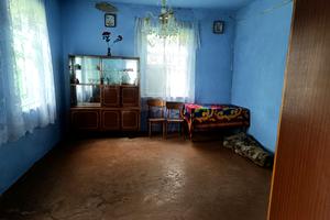 будинок за адресою с. Лисівка, Романа Шухевича, 10