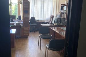 коммерческая по адресу Науки просп. (Ленина), 40