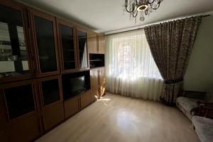 квартира за адресою Степана Бандери, 5