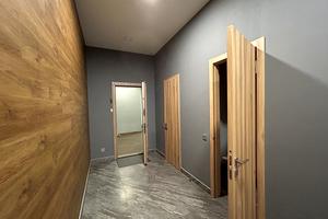 комерційна за адресою Кловський узвіз (Кловський), 7