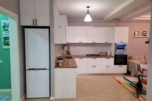 квартира за адресою Зоопаркова вул., 10