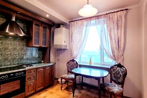 квартира за адресою Святослава Ріхтера вул., 17