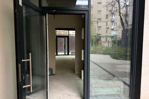 коммерческая по адресу Педагогическая ул., 16