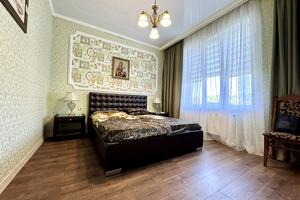 дом по адресу с. Лесовые Гриневцы, Западная ул., 18