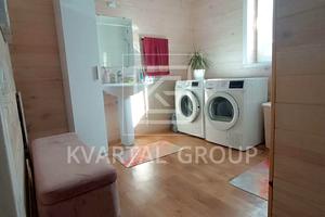 будинок за адресою Ілони Куровської вул.