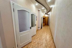 квартира за адресою Погранична, 13