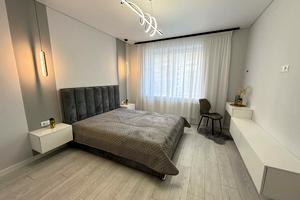 квартира за адресою Володимира Івасюка вул., 21