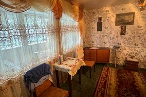 будинок за адресою Ветеран
