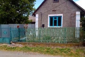 будинок за адресою Набережна, 60а