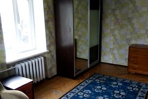 квартира по адресу Строителей ул., 4