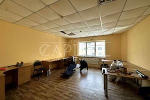 коммерческая по адресу Руслана Лужевського пер. (Червоноармійський), 14