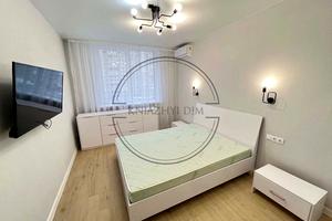 квартира за адресою Ревуцького вул., 40-В