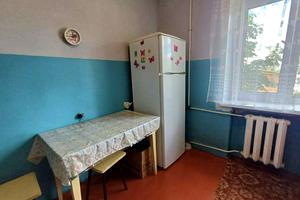 квартира за адресою Універсальна вул., 19