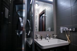 коммерческая по адресу Вишні, 1