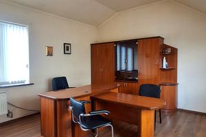 комерційна за адресою Симона Петлюри вул., 8