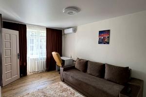 квартира за адресою Академіка Янгеля вул., 12