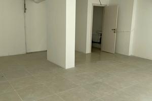 комерційна за адресою Малоголосківська вул., 44