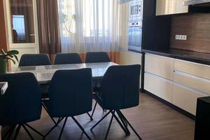 квартира за адресою Воскресенська вул., 14-Б