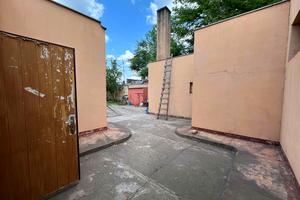 комерційна за адресою Вільної Ічкерії вул. (Волгоградська), 13