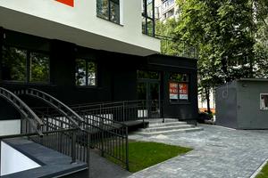 комерційна за адресою Кульпарківська вул., 190