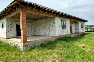дом по адресу Острівська