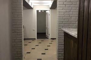 коммерческая по адресу Степана Бандери, 14