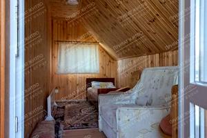будинок за адресою центральна, 1