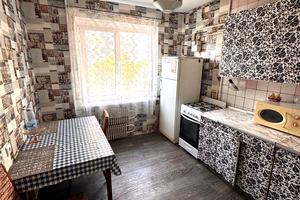 квартира за адресою Героїв просп., 6