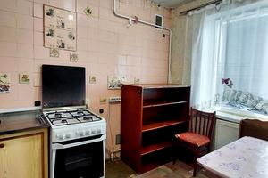 квартира за адресою житловий масив Тополя-2 вул., 12