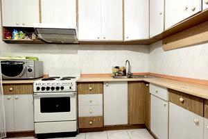 квартира за адресою Анни Ахматової вул., 16-В