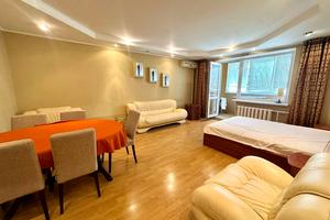 квартира за адресою Академіка Корольова вул., 65