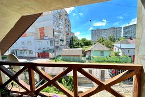 будинок за адресою Вишнева вул., 152