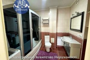 квартира по адресу Героев Майдана ул. (Червоноармейская), 55