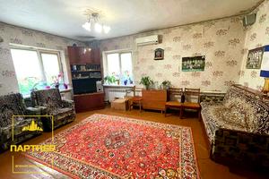 будинок за адресою житлобудівна, 13