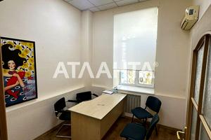комерційна за адресою Володимирська вул., 11